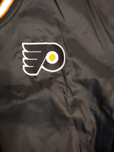 Load image into Gallery viewer, VINTAGE STARTER PHILADELPHIA FLYERS ERIC LINDROS #88 NHL PULLOVER JACKET M
