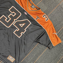 Load image into Gallery viewer, Colosseum Athletics Texas Longhorns #34 Sewn Stiched Mens Jersey Medium NCAA