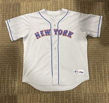 Load image into Gallery viewer, Vintage Rey Ordonez #10 New York Mets Majestic Jersey XL