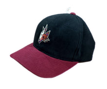 Load image into Gallery viewer, Vintage Phoenix Coyotes Starter Snapback The Right Hat Cap NHL 90s NEW Black