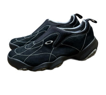 Load image into Gallery viewer, Oakley Bottlecap Flesh Black Slip-on Suede Hiking Walking Shoes Size 9.5 Icon AP