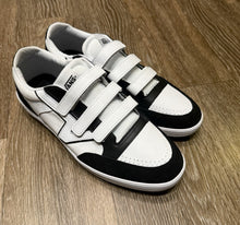 Load image into Gallery viewer, Vans Lowland CC V Skate Sneakers Shoes Black/True White VN000CTH6BT US 13
