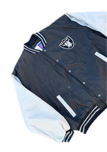 Load image into Gallery viewer, Vintage 90s Los Angeles Oakland Raiders Game Day Windbreaker Jacket Mens Size XL