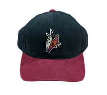 Load image into Gallery viewer, Vintage Phoenix Coyotes Starter Snapback The Right Hat Cap NHL 90s NEW Black