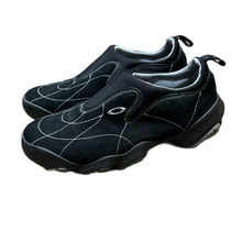 Load image into Gallery viewer, Oakley Bottlecap Flesh Black Slip-on Suede Hiking Walking Shoes Size 9.5 Icon AP