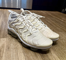 Load image into Gallery viewer, Nike Air VaporMax Plus White Pure Platinum Mens 924453-100 Size  13