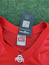 Load image into Gallery viewer, Nike Vintage Authentic Ohio State Buckeyes James Laurinaitis Sewn Jersey Red L