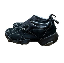 Load image into Gallery viewer, Oakley Bottlecap Flesh Black Slip-on Suede Hiking Walking Shoes Size 9.5 Icon AP