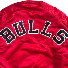 Load image into Gallery viewer, VINTAGE CHICAGO BULLS CHALK LINE JACKET MENS MEDIUM