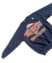 Load image into Gallery viewer, Vintage NFL DENVER BRONCOS SUPER BOWL XXXII 32 CHAMPIONS SWEATSHIRT M NWT Elway
