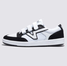 Load image into Gallery viewer, Vans Lowland CC V Skate Sneakers Shoes Black/True White VN000CTH6BT US 13