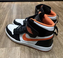 Load image into Gallery viewer, Nike Men’s Air Jordan 1 FlyEase High Size 15 Turf Orange |CQ3835-008|