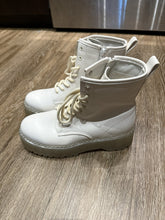 Load image into Gallery viewer, Steve Madden Womens Bettyy White Combat &amp; Lace-up Boots Chunky Platform Sz 10