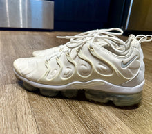 Load image into Gallery viewer, Nike Air VaporMax Plus White Pure Platinum Mens 924453-100 Size  13