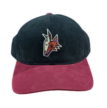 Load image into Gallery viewer, Vintage Phoenix Coyotes Starter Snapback The Right Hat Cap NHL 90s NEW Black