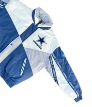 Load image into Gallery viewer, Dallas Cowboys Pro Player Vintage Nylon Puffer Jacket L