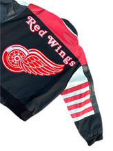 Load image into Gallery viewer, Vintage 90s Detroit Red Wings Jeff Hamilton JH NHL Hockey Leather Jacket Medium