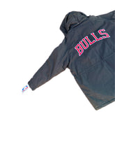 Load image into Gallery viewer, Chicago Bulls Starter VTG 90s Half Zip Hooded Pullover Puffer Jacket Mens L NWT